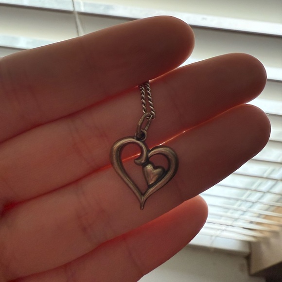 JAMES AVERY Joy of my heart charm & chain - Picture 1 of 3